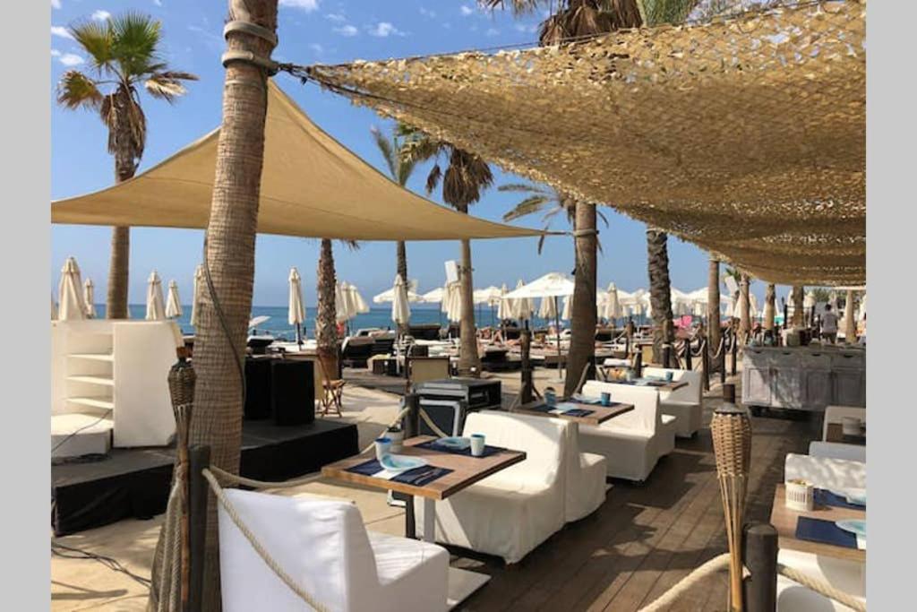 Luxury Modern Apartment By The Beach Málaga Exteriör bild